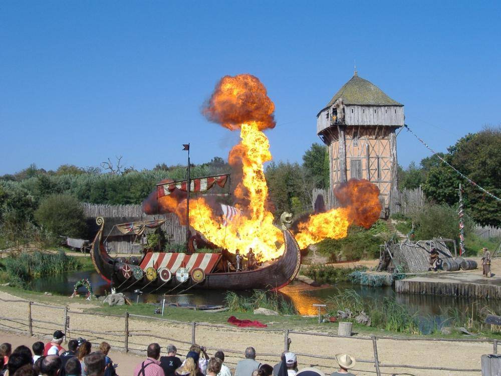 Vivez l'aventure au Puy du Fou depuis plus de 30 ans